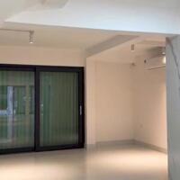 Cho thuê nhà Hoàng Ngân 6 tầng thang máy 130m2 2 mặt trước sau mới đẹp kinh doanh mọi mô hình