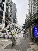 Bán Nhà Mặt Phố Tây Hồ, 105 Tỷ, 205M2, 8 Phòng Ngủ 8 Vệ Sinh Mặt Tiền 8M, Pháp Lý Đầy Đủ