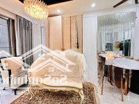 Bán Căn Hộ 80M2 Tại Midtown Phú Mỹ Hưng, Giá Siêu Hời 8,2 Tỷ, View Đẹp, Q7, Hcm