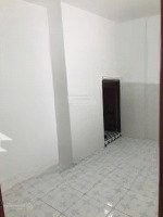 Nhà 28M Hẻm 1/ Tôn Thất Thuyết Cách Mặt Tiền Đường 30M Kế Delasol Q4.,