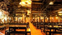 Cho Thuê Nhà Mặt Phố Đường Láng, 310M2, Mt: 15M, Phù Hợp Kinh Doanh Showroom