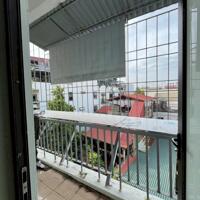 Cho thuê căn hộ Nguyễn Văn Cừ, Long Biên. 65m. Giá: 6,5 triệu/ tháng. Lh: 0984.373.362