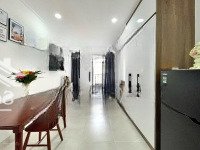 Cho Thuê Căn Hộ Có Ban Công - Trang Bị Máy Giặt Riêng - Gần Landmark 81