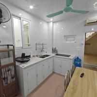 Cho thuê MBKD sạch Phố Nguyễn Trãi 70m2, chỉ 10 Triệu