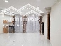 Bán Căn Hộ Scenic Valley 1 - 133M2, Full Nội Thất, Siêu Rộng. Công Chứng Trong Ngày