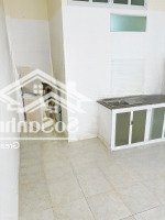 Phòng Cho Thuê Tại Quận 5, 25M2 Ngay Trung Tâm, Gần Nhiều Trường Đh