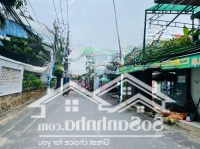 Bán Nhà Phước Bình, Đối Diện Global, Thông Đại Lộ 3. Đường Bàn Cờ 16M Có Lề, Xe Hơi Để Trước Nhà.