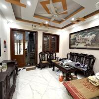 Bán nhà mặt phố Trích Sài, diện tích 30m2, giá 28 tỷ