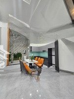 Bán Nhà Đúc 3 Tấm Hoàn Công, Full Nội Thất, Gần Chợ 434 Và Kcn Vsip 1, P. Bình Hòa, Tp. Thuận An