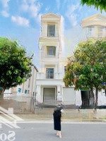 Chính Chủ Bán Căn Nhà Phố 144M2 Giá Chỉ 25 Tỷ - View Công Viên Cực Hiếm
