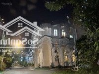 Bán Nhà Phố Phường Phú Thuận Quận 7 Giá Tốt