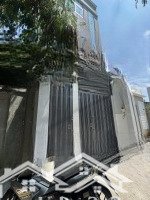 Phòng Mới Xây Ngay Vạn Phúc City - Có Gác Đầy Đủ Nội Thất Chỉ Hơn 3 Triệu