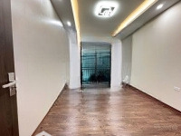 Nhà Đẹp Cát Linh, Hơn 4 Tỷ, Lô Góc Ngõ Rộng Thoáng, 15M 5 Tầng Ở Ngay