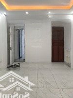 Cần Tiền Bán Gấp! Nhà Tây Sơn - Đống Đa, Diện Tích: 42M2, 5Tầng, Ôtô Đỗ Cửa, Giá Nhỉnh 9Tỷ