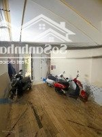 Đường Lê Văn Sỹ, Q3, Nhà 4Tầng (3.7 X 12.5) 7P Ngủ, Hẻm 6M Thông, Giá 10Xty