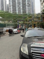 Toà Buildinh Văn Phòng - Mặt Phố Vỉ Hè Đá Bóng