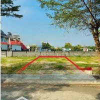 Còn Lô Đất 100M2 Full Thổ Cư Cực Đẹp Lại Xây Dựng Được Ngay Tại Tân Phú Trung