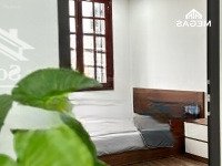 Cho Thuê Căn Hộ Dịch Vụ 2 Ngủ Full Nội Thất Ngay Trung Tâm Quận Tây Hồ