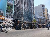 Chính Chủ Cần Cho Thuê Nhà Nguyên Căn Mặt Tiền 95 Đề Thám Quận 1
Nhà 4 Tầng 5 Phòng Ngủgiá Thương Lượng