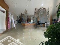 Siêu Hiếm ! Cho Thuê Nhà Mặt Phố Trần Văn Lai, Giá Tốt Chỉ Với 146 Triệu, 750M2 Lh Xem Nhà Luôn! !