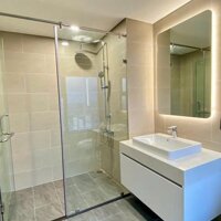 Bán gấp căn hộ chung cư N01T5 Ngoại Giao Đoàn  - 2Pn và 3Pn – nhà đẹp – thiện chí bán nhanh.