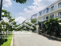 Cần Chuyển Nhượng Nhà Phố Lakeview City Giá Bán 18 Tỷ Nhà Đã Hoàn Thiện. Liên Hệ: 0917330220