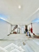 Căn Hộ Dịch Vụ Tây Hồ, 6 Tầng Thang Máy, Kết Hợp Vừa Ở Vừa Cho Thuê, Cách Mp 20M. 9 Phòng. 15Tỷ5