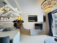 Cho Thuê The Tresor Q4, 65M2, 18 Triệu, 2 Phòng Ngủ 1 Vệ Sinhlầu Cao View Sông Bến Vân Đồn