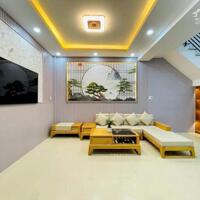 Nhà đẹp sau căn mặt tiền, hẽm xe hơi, gần công viên. Đường số 19, phường 8, gò vấp.