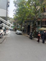 Bán Nhà Liền Kề Nguyễn Chí Thanh Ôtô Tránh, Vỉa Hề, 40M* 5T*Mt5* Giá Bán 15.8 Tỷ, Công Năng Đ Đủ.