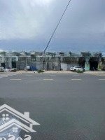 Bán Gấp Đấtmặt Tiềnđường Thế Lữ,Gần Chợ Tân Nhựt, Bình Chánh,Tp.hcm, Giá Bán 1Ty3/120M2. Sổ Hồng Riêng.
