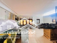 Nhà La Thành, 2 Thoáng, Mặt Ngõ Thông, Ô Tô Đỗ Cử, Sân Vườn