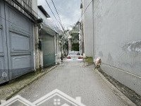 Bán Đất 30M2, Ngõ 1 Kẻ Tạnh, Giang Biên - Sổ Đỏ Chính Chủ, Giá Tốt!