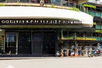 Cho Thuê Nhà Mặt Phố Lê Đại Hành,Diện Tích400M2, 2 Tầng,Mặt Tiền10M, Đoạn Đẹp, Giá 10.000$/Tháng