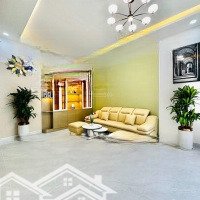 Bán Gấp Nhàhẽm Xe Hơiđường Đồng Đen, Q. Tân Bình, Gần Bệnh Viện, Chợ. Liên Hệ: 0902958672