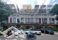 Hạ Giá Bán 10 Tỷ! Bán Nhàmặt Tiềnnguyễn Thị Nhung - Vạn Phúc City (10X25M) 5 Tầng, Hđt 180 Triệu - Giá Bán 42 Tỷ