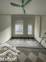 Bán Nhà Riêng Tại Tân Mai, 8,5 Tỷ, 42M2, 4 Phòng Ngủ+ 4 Vệ Sinh Nội Thất Đầy Đủ, Uy Tín, Giá Ưu Đãi