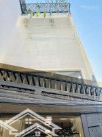Cô Nhinh Lớn Tuổi Về Quê Sống Cần Bán Nhà Đ. Gò Công - P. 1 - Q. 5. 74,2M2. Đang Cho Thuê 23 Triệu