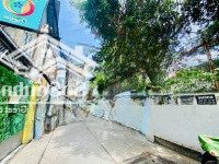 Bán Nhà Hẻm Thông 6M Hoàng Sa, Q. 3, 8X20M, 160M2, 21 Tỷ Tl, Khu Chuyên Chdv