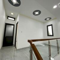 Bán nhà Mới Xây Giáp Quận 9 giá Chỉ 1Tỷ800