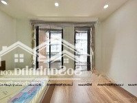 Cho Thuê Căn Hộ Mới - Rộng 28M2 - Cmt8 Q10