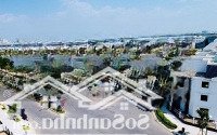 Bán Nhà Phố Góc View Công Viên 1 Trệt 3 Lầu, Liền Kề Hồ Sinh Thái Giá Chỉ 17,9 Tỷ. Liên Hệ: 0916592969