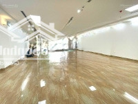 Cho Thuê Mp Nguyễn Văn Huyên Cầu Giấy 140M,4T, Mt8,2M, 4 Nổi 1 Hầm Thông Sàn Tm,Đh,Pccc Giá 115 Triệu