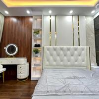 Bán Gấp Nhà Phố Hoàng Văn Thái 41,5m2, 4 Tầng Gần Phố Giá Chỉ nhỉnh 5 Tỏi