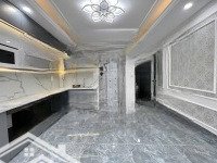 Cực Đẹp Phố Khương Đình, 38M2, 6T Thang Máy, Ở Vip, 8.9 Tỷ