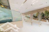 Cho Thuê Căn Hộ Vinhomes Central Park 90M2 2 Phòng Ngủ 2 Vệ Sinhlầu Cao View Sông, Nội Thất Cao Cấp Chuẩn 5 Sao