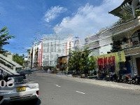 Bán Nhà Mặt Tiền Đường Ngô Gia Tự Vị Trí Đẹp. Diện Tích 153M2 Ngang 5,15M. Giá Chỉ 165 Triệu/M2