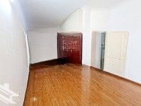 Lô Góc Ba Mặt Thoáng Cách Một Nhà Ra Ô Tô Tránh Nhà Đẹp Ở Ngay
