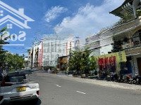 Bán Nhà Mặt Tiền Đường Ngô Gia Tự Vị Trí Đẹp. Diện Tích 218M2 Ngang 6M. Giá Bán 220 Triệu/M2