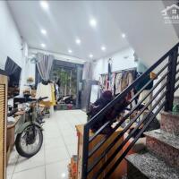 5.5 TỶ - NHÀ LÊ VĂN SỸ, PHÚ NHUẬN - HẺM XE HƠI 4M - SÁT MẶT TIỀN - KINH DOANH - 34M2 2 LẦU 2PN MỚI